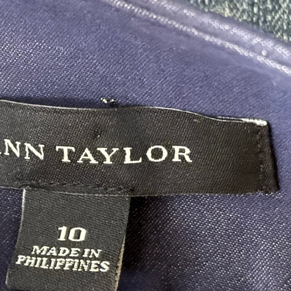 Ann Taylor Women’s Pleated A-Line Skirt Size 10 Colorblock Beige Blue Navy - Picture 7 of 8